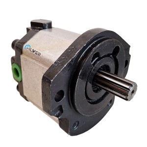 پمپ فرمان تراکتور یوروپارس ۸۲۴ | تراکتورسازی سیرجان